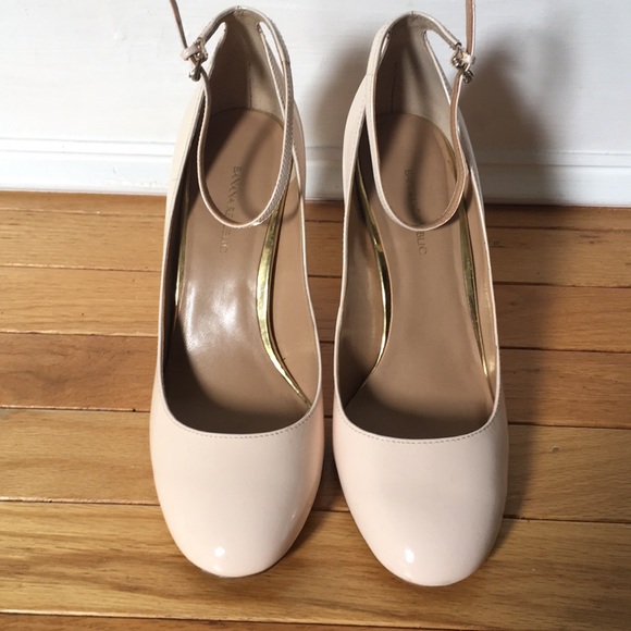 Banana Rep. Blush Pink Patent Pumps - size 9 - Picture 2 of 6